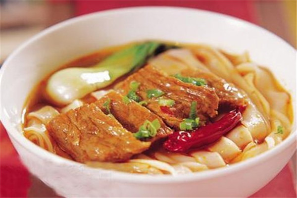 加盟猪霸王粉店需要多少资金