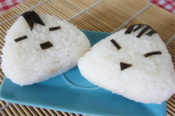小猪啃饭团生意怎么样