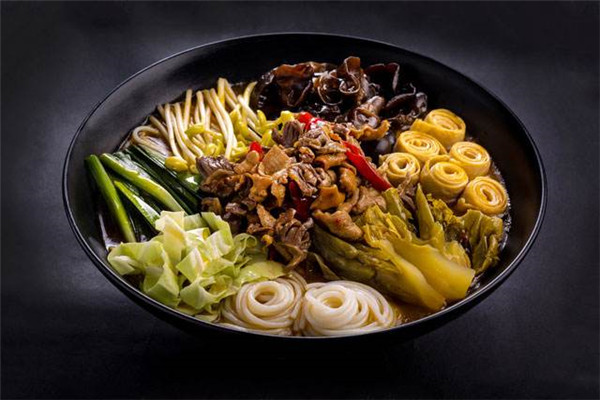 南阳丁老二米线加盟店投资多少