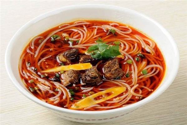 加盟小高米线要多少钱于杰说只需要158万元