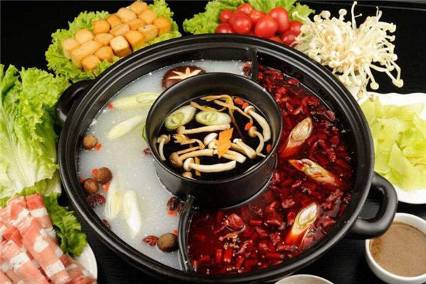 重庆锅巴饮年代火锅加盟费用多少