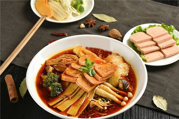 刘帅麻辣烫加盟费多少