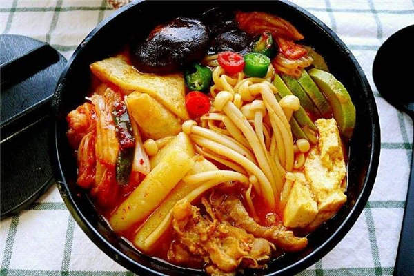潘胖胖麻辣烫总部在哪