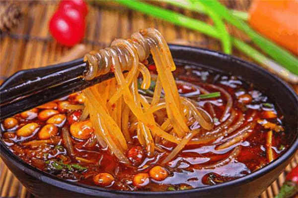 牛牛酸辣粉总部