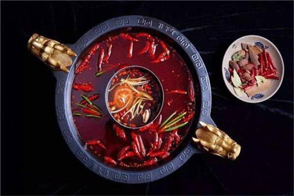 谭鸭血火锅加盟费多少钱