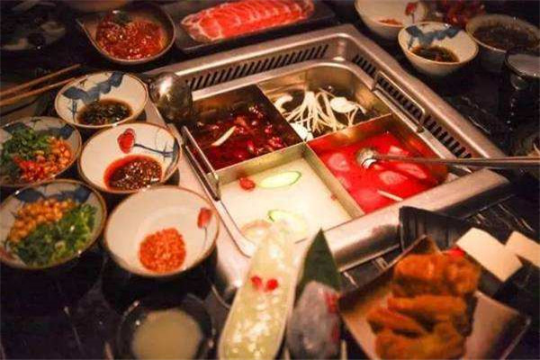 左庭右院可以加盟吗