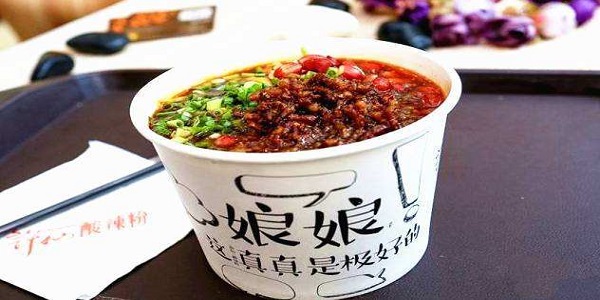 加盟许仙酸辣粉店能赚钱吗