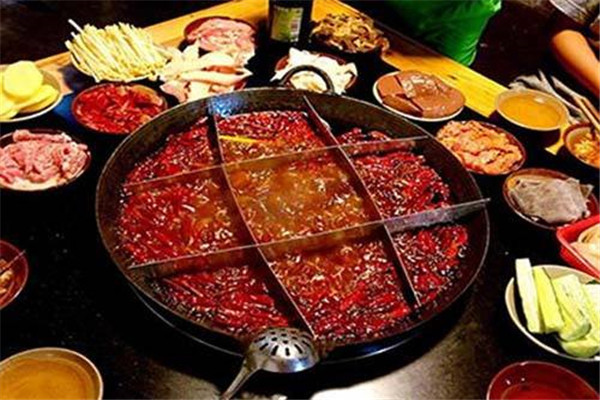 渝大狮老火锅加盟多少钱