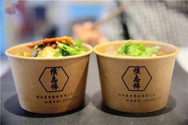 侯志伟酸辣粉加盟大概多少钱