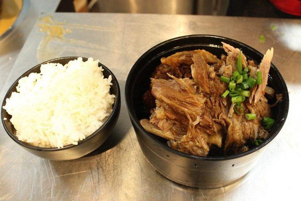 辣骨气辣骨饭怎么样