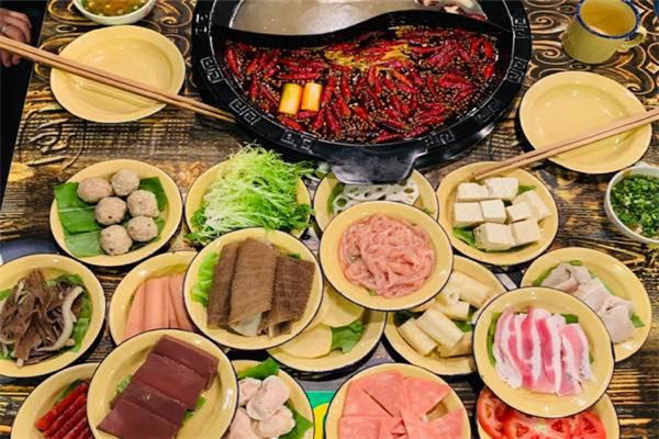 锅锅肴加盟靠谱吗