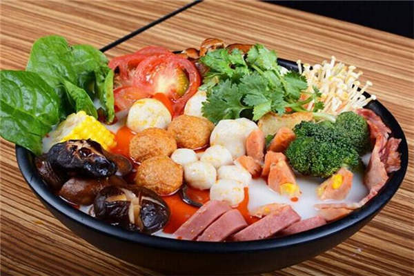 小猪憨尼麻辣烫全国有多少家