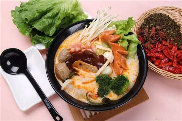 麻辣烫和烧烤哪个挣钱
