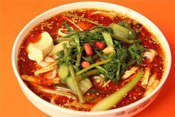 开麻辣烫店成本多少