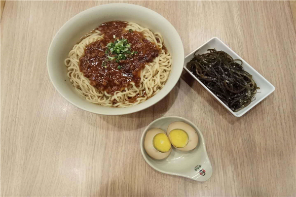 李先生是直营还是加盟