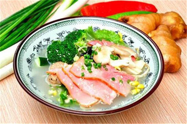 武威和轩麻辣烫加盟费多少