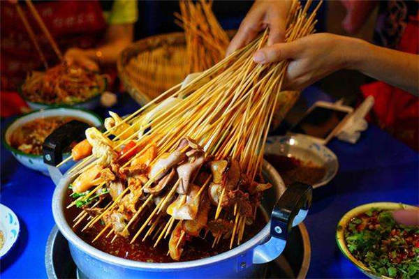 麻辣头条麻辣烫为什么那么火