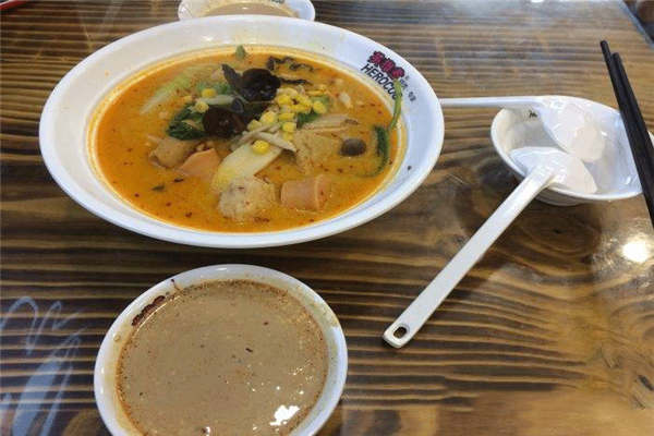 英雄煮麻辣烫加盟费多少钱