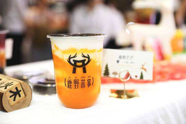 鹿野茶事是几线品牌