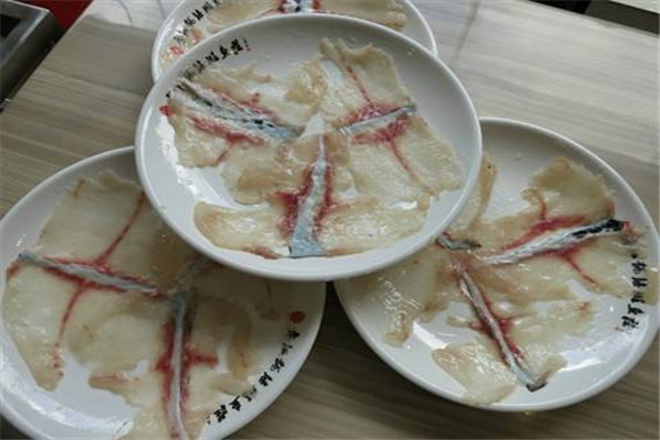 龙继斑鱼庄加盟费20万