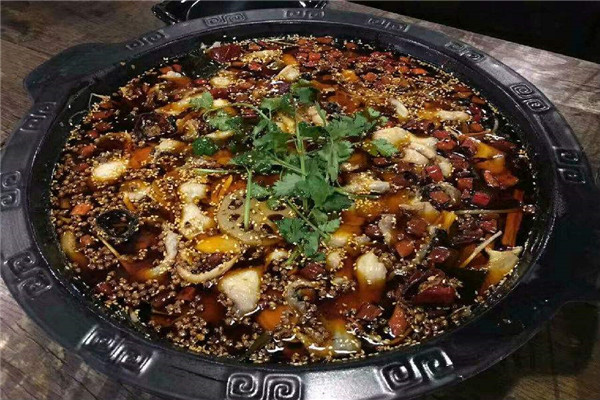 蛙鱼潭加盟是真的吗