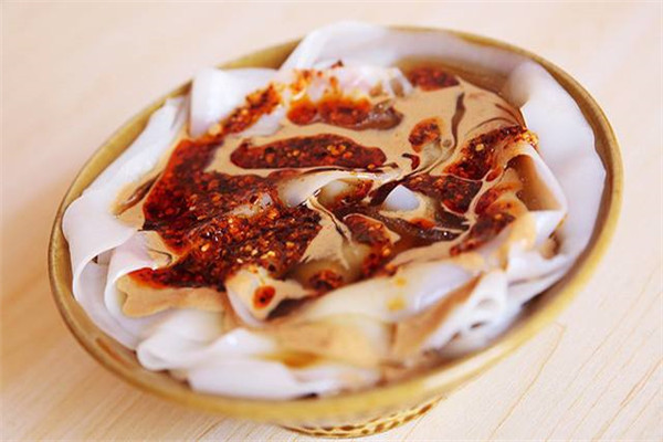王萍面皮加盟店的费用计算