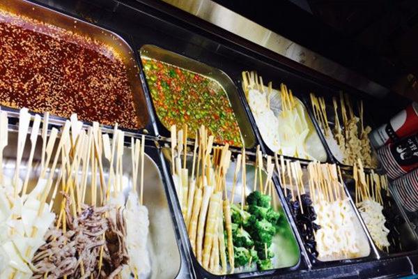 串门儿串串香串串香能赚钱