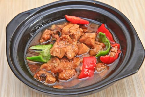 膳当家黄焖鸡米饭值得加盟吗