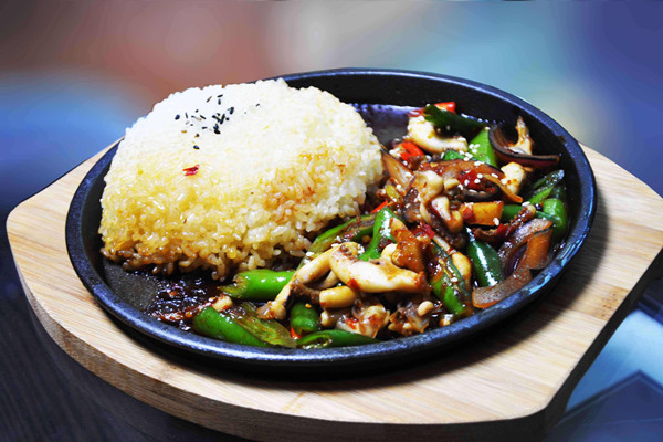 吉赞家铁板饭加盟多少钱