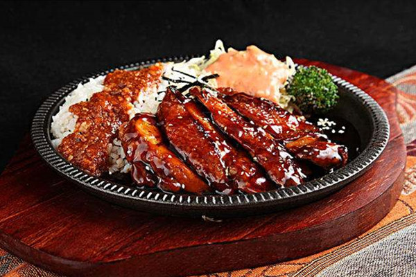 吉赞家铁板饭加盟多少钱