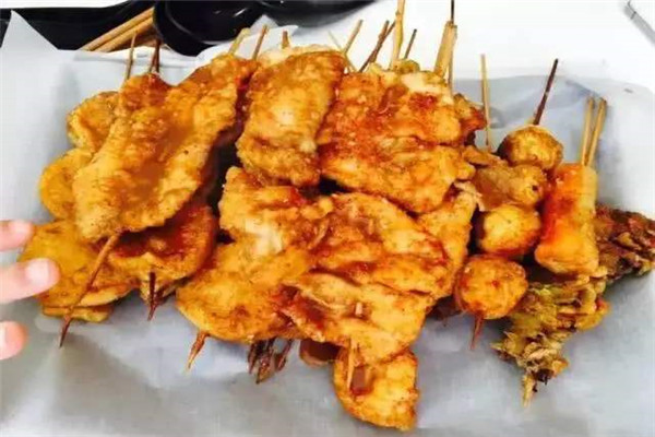 济南禾小卷炸串果饮店加盟费多少