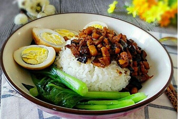 卤肉饭快餐连锁蘭公子
