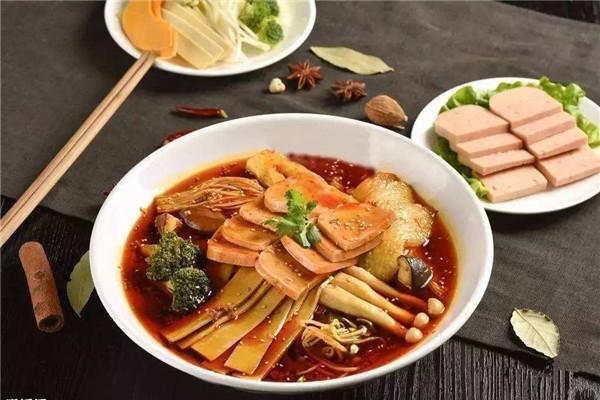 三顾冒菜加盟费是多少