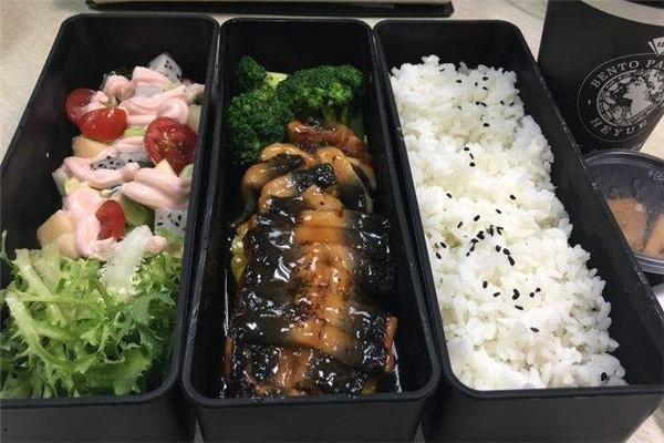 盒悦盒饭