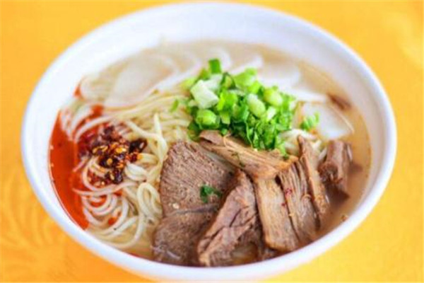 烩灵顿大碗牛肉面加盟