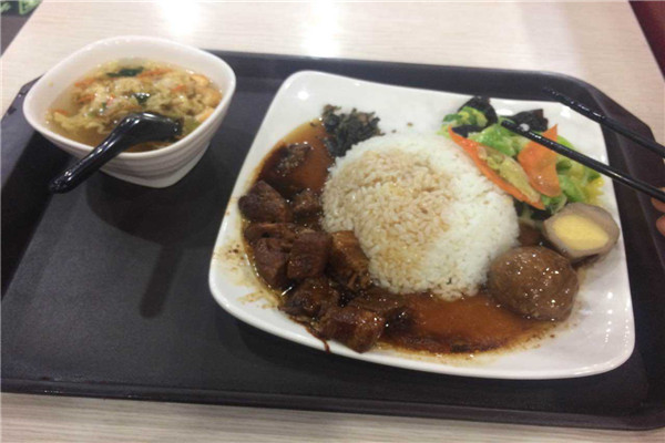 田老师红烧肉加盟多少钱