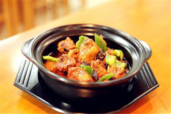 炙美味黄焖鸡米饭加盟