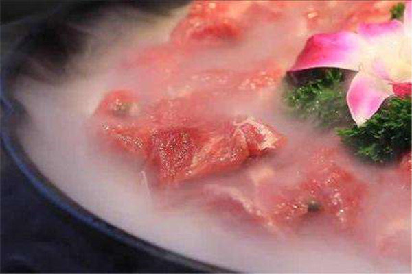三不牛腩