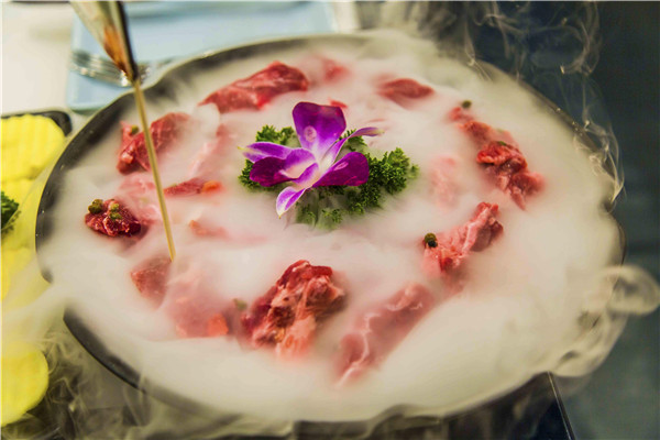 三不牛腩火锅加盟