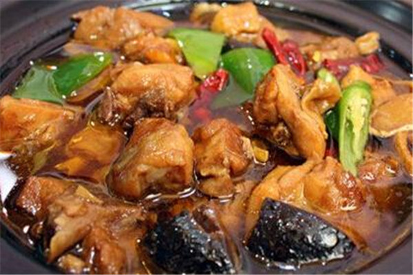 小厨黄焖鸡米饭加盟怎么样