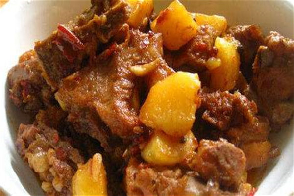 子腾秘制排骨米饭