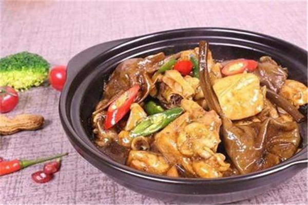 小厨黄焖鸡加盟