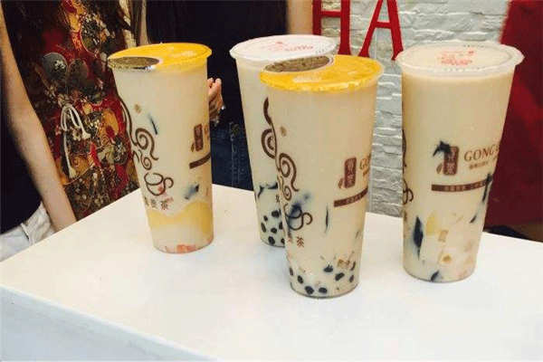 四云奶盖贡茶