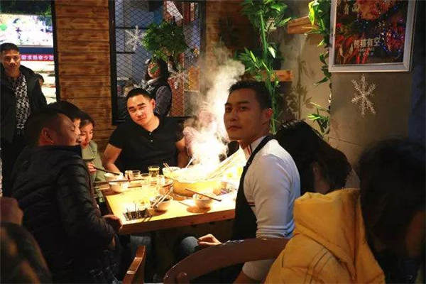 熊猫有空火锅串串加盟