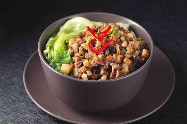 外婆卤肉饭