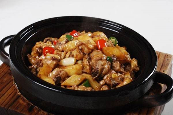 柒阿锅石锅菜