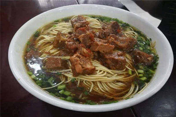 白七爷捞面创始人
