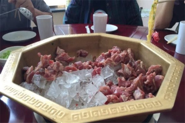 斌弟卤味火锅怎么样