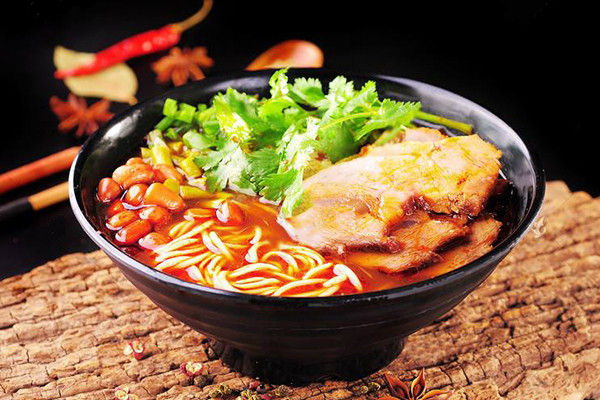 杨记跷脚牛肉面加盟多少钱