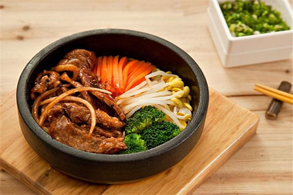 潮我看韩式拌饭加盟条件